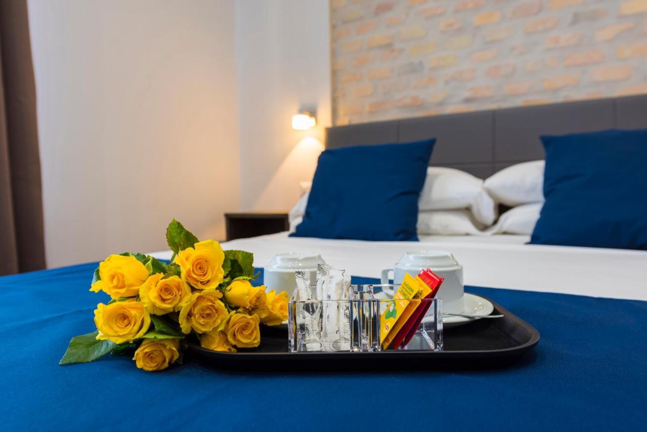 Rent Rooms Trastevere Рим Экстерьер фото